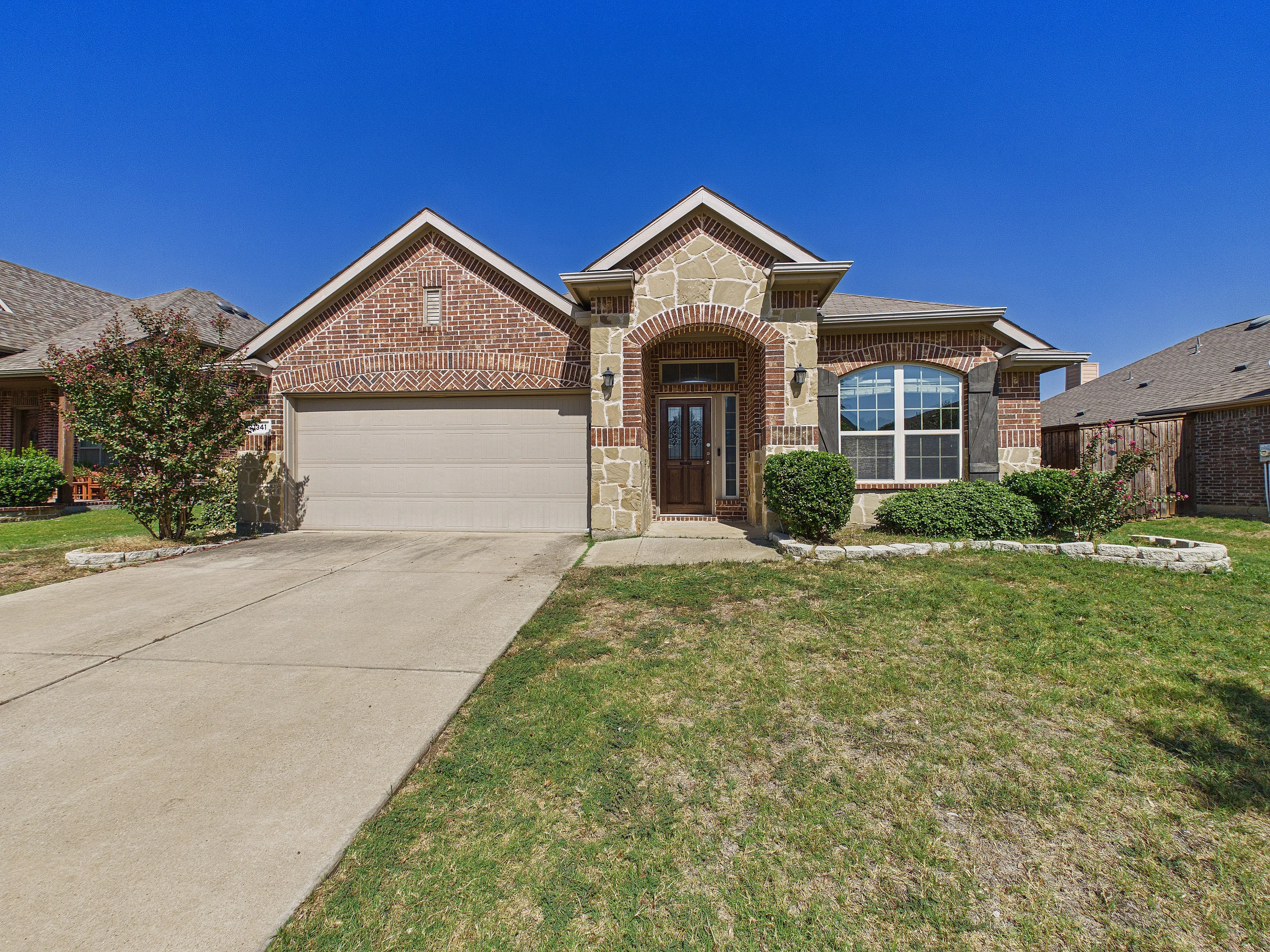 1341 Palenstine Drive, Prosper by day